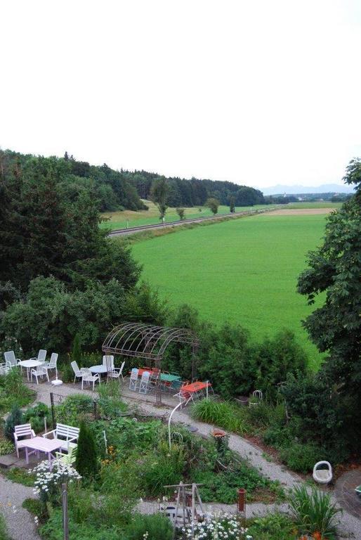 Kleines Schloesschen Apartamento Leinau Exterior foto